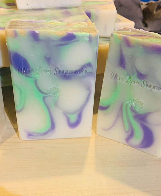 Sweet Lavender all natural Soap, handmade soap, vegan - Wiselyonsoapworks