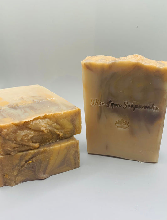 Bourbon Vanilla Tobacco scented natural soap, organic hempseed - Wiselyonsoapworks